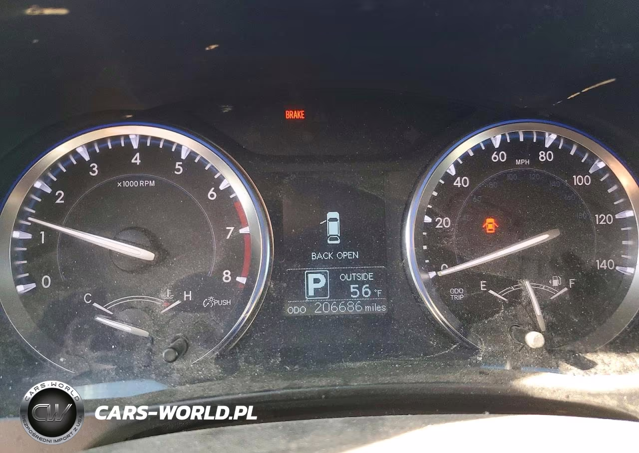 2014 Toyota Highlander Le VIN:5TDBKRFH4ES005985 - 9
