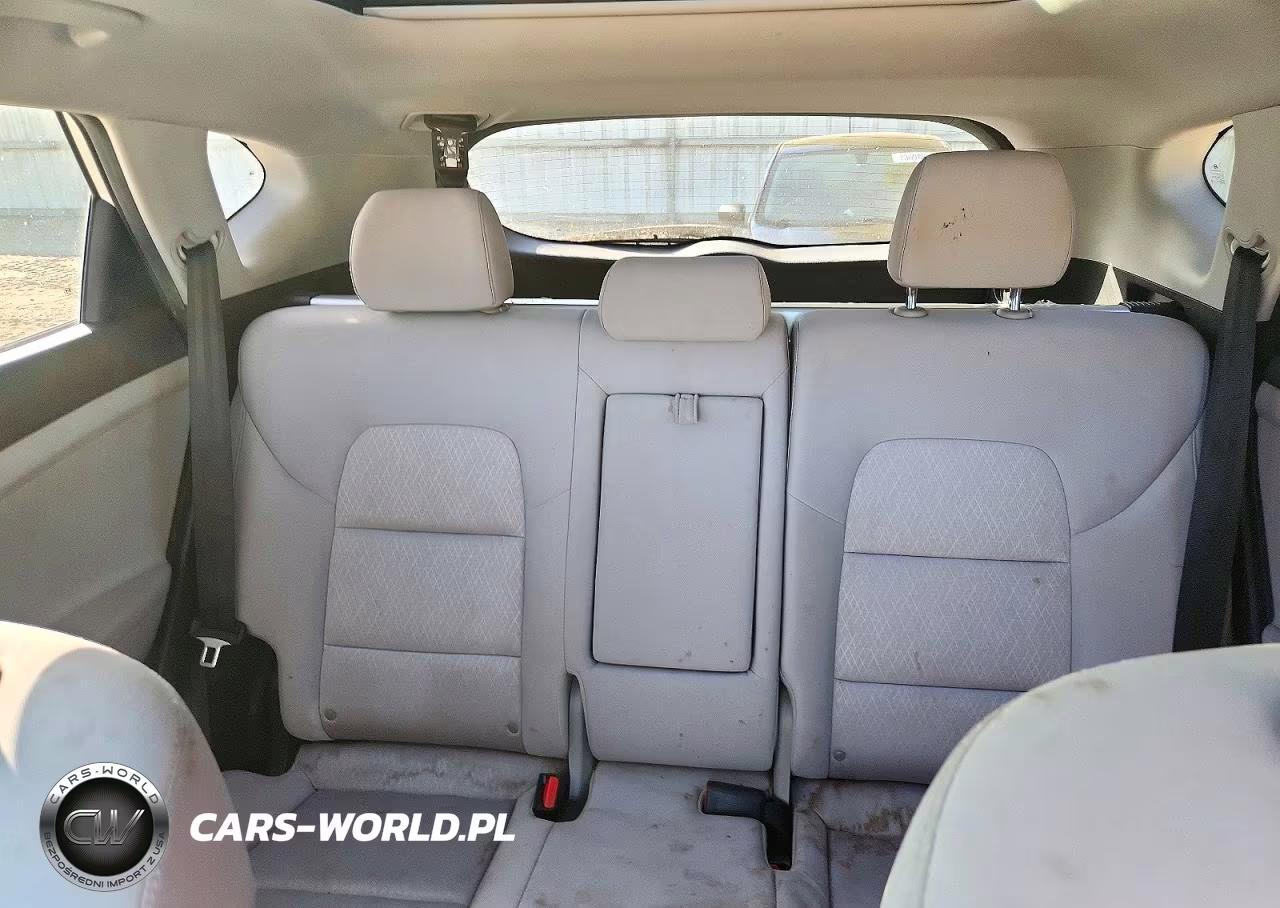 2017 Hyundai Tucson Value VIN:KM8J33A2XHU571069 - 10