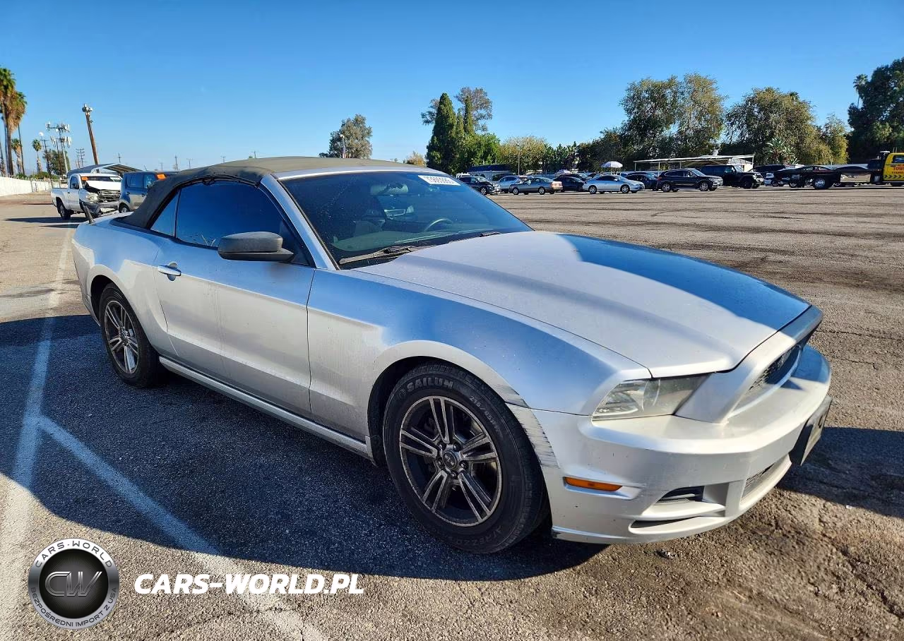2014 Ford Mustang VIN:1ZVBP8EM1E5210600 - 4