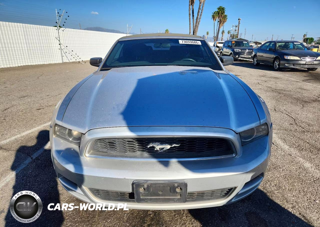 2014 Ford Mustang VIN:1ZVBP8EM1E5210600 - 5