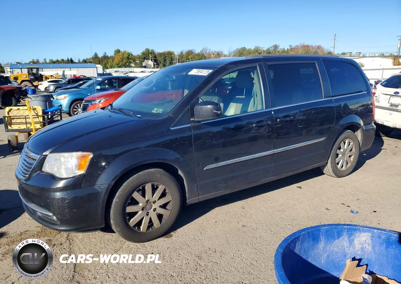 2014 Chrysler Town & Country Touring