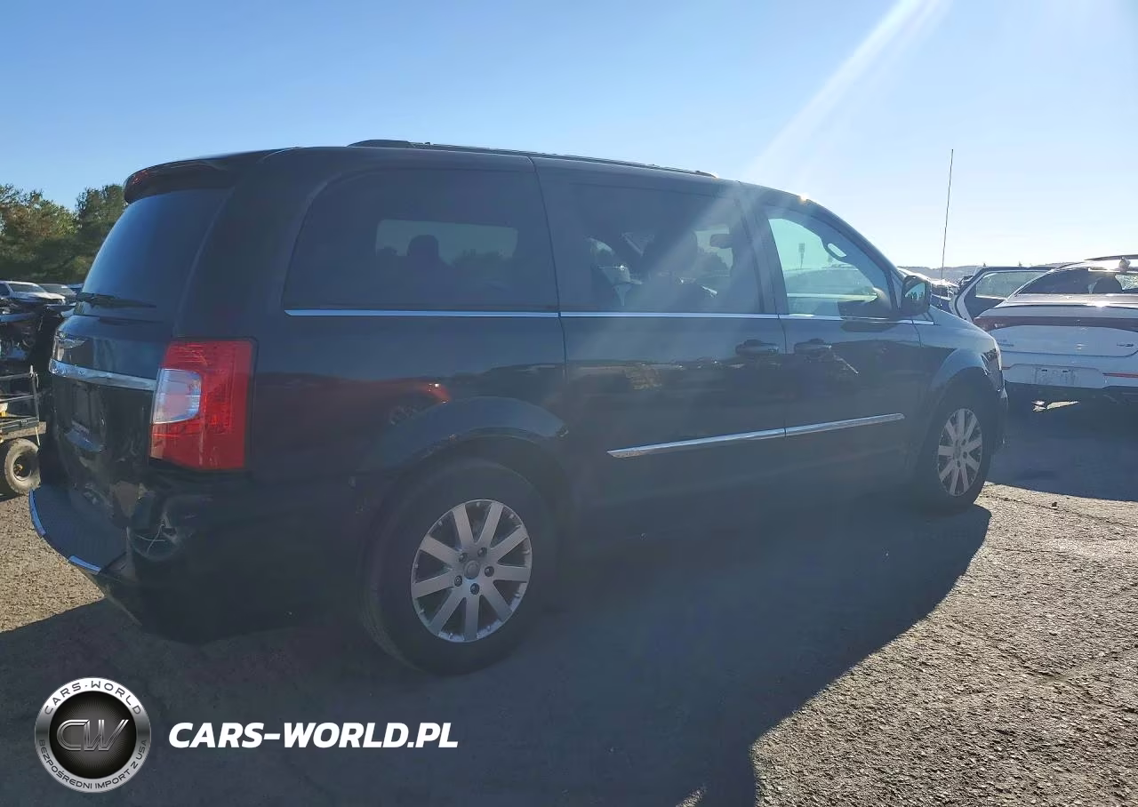 2014 Chrysler Town & Country Touring VIN:2C4RC1BG1ER409071 - 3