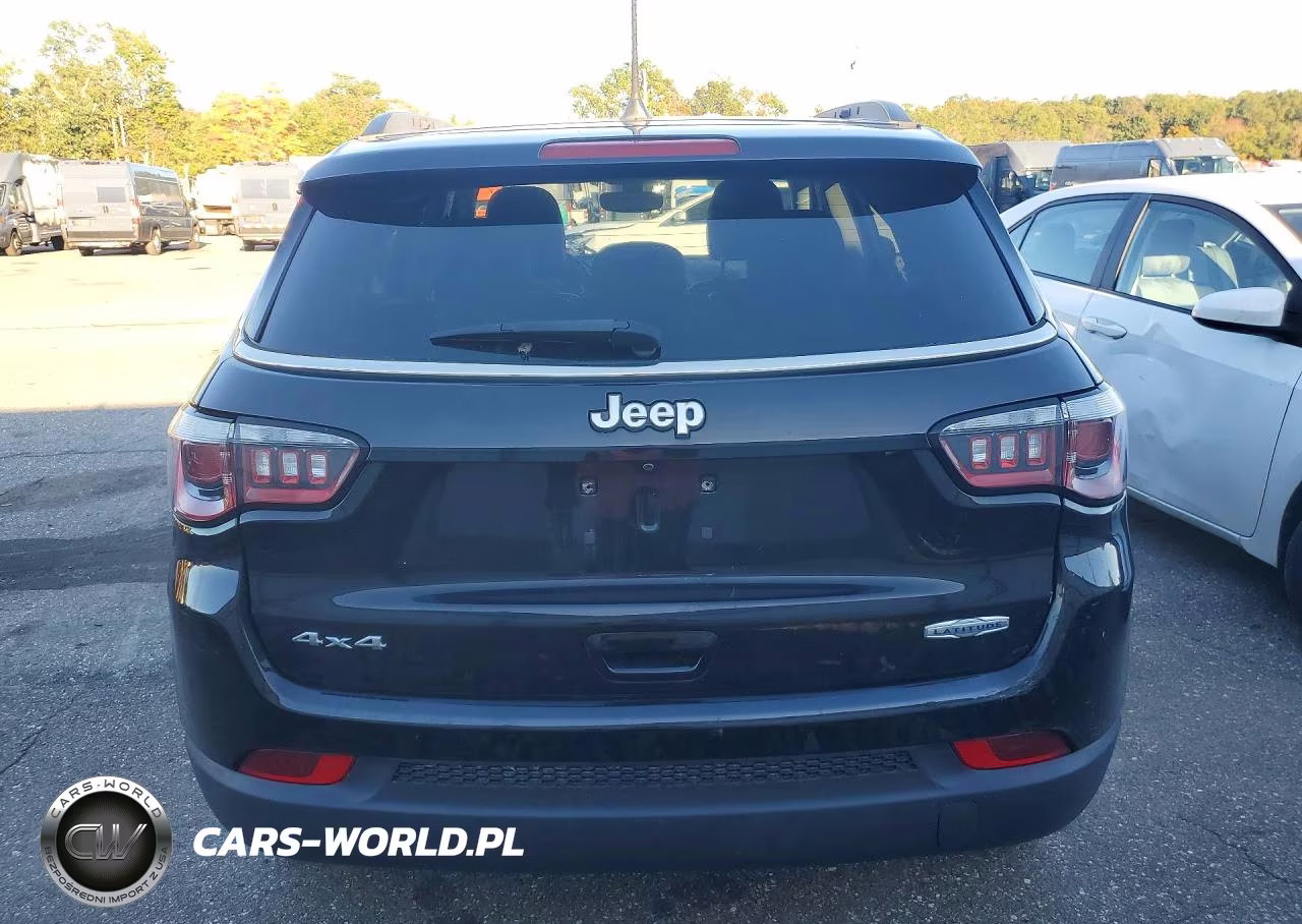 2018 Jeep Compass Latitude 4X4 VIN:3C4NJDBB3JT418534 - 6