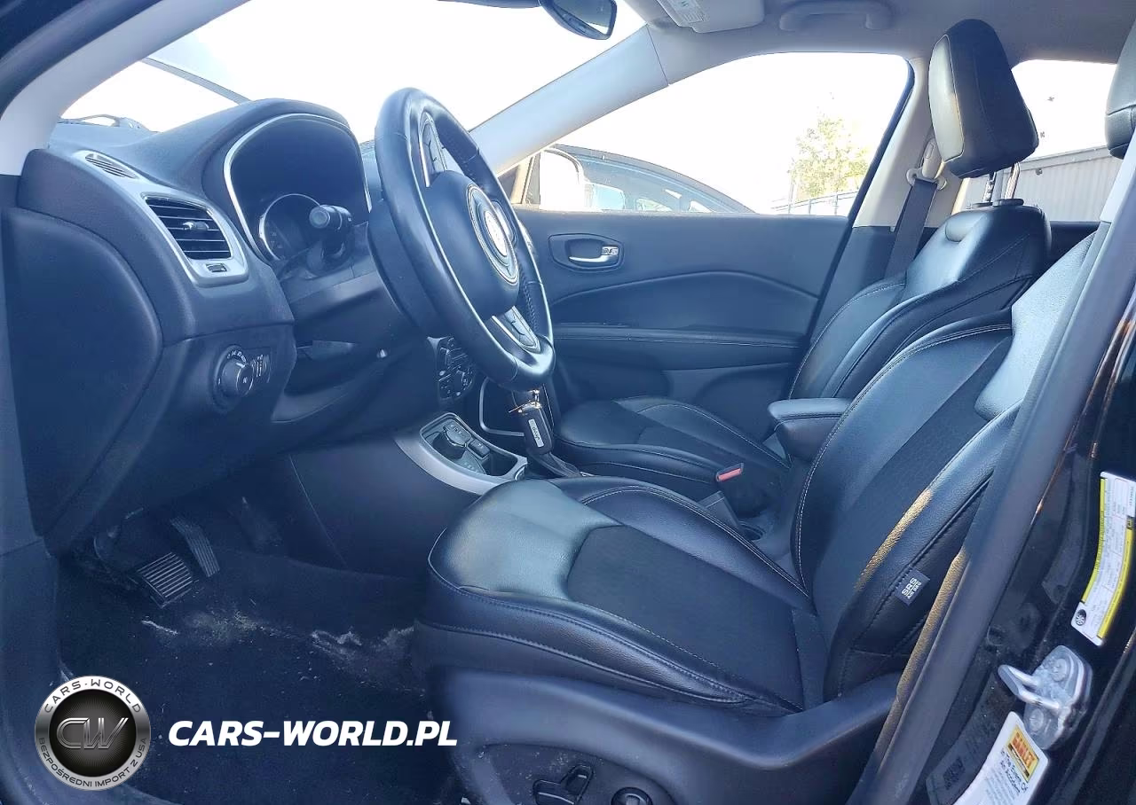 2018 Jeep Compass Latitude 4X4 VIN:3C4NJDBB3JT418534 - 7