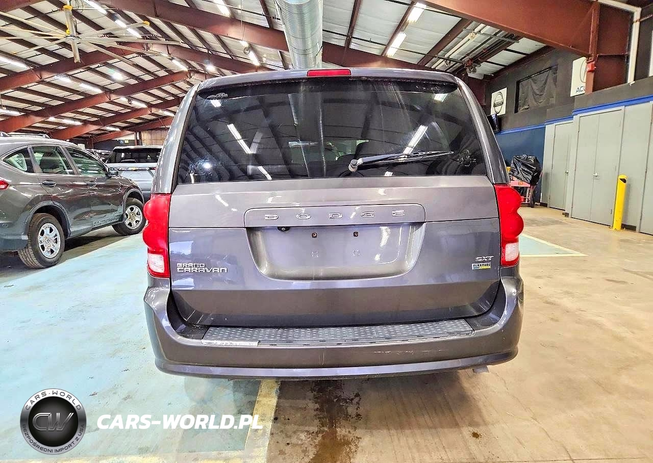 2019 Dodge Grand Caravan Sxt VIN:2C4RDGCG8KR739834 - 6