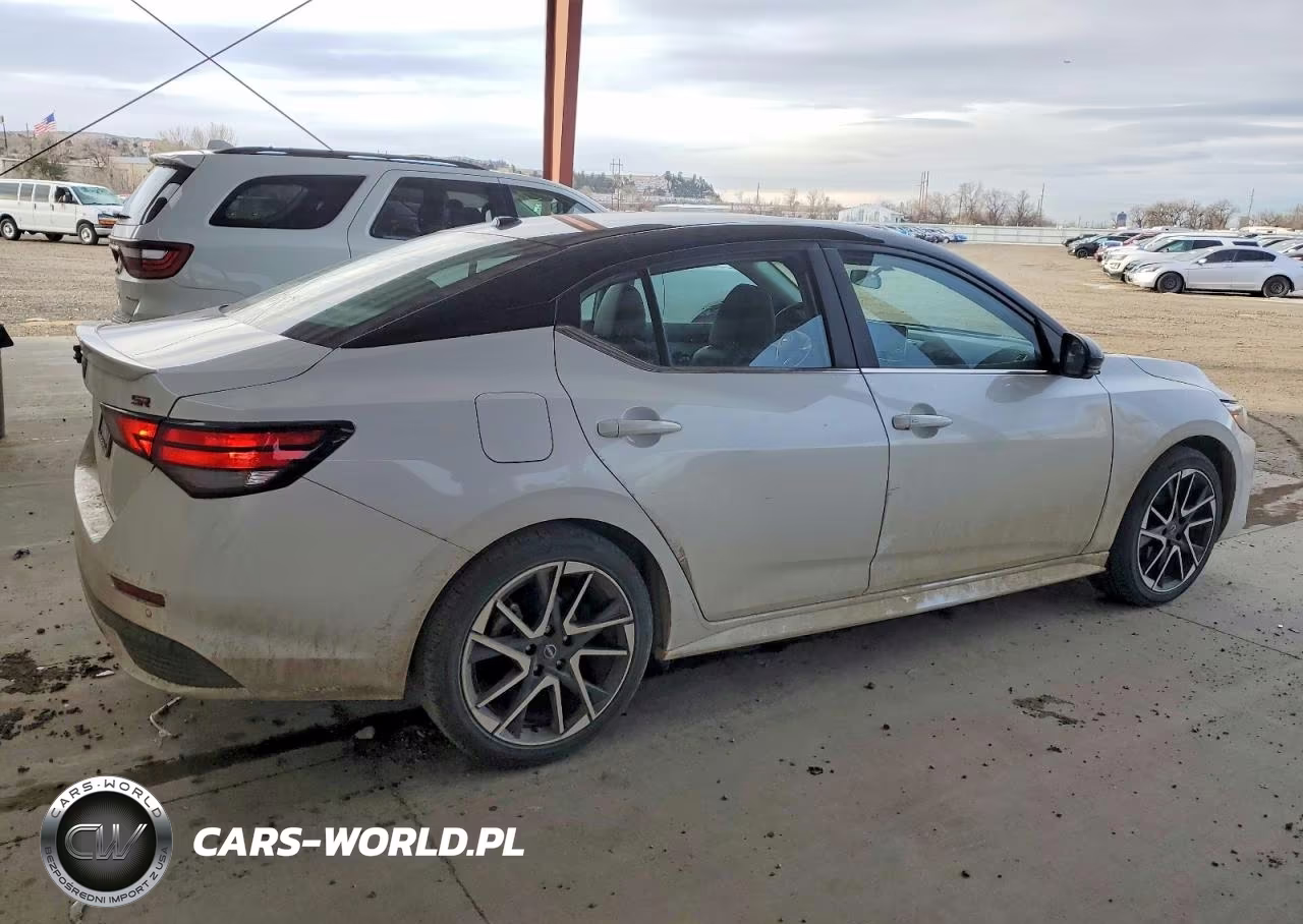 2025 Nissan Sentra Sr VIN:3N1AB8DV7SY320320 - 3