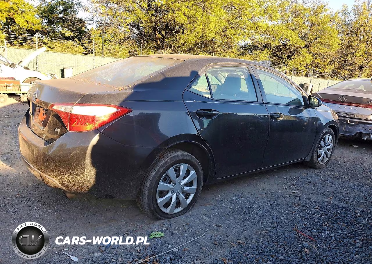 2016 Toyota Corolla Le VIN:2T1BURHE2GC503160 - 3