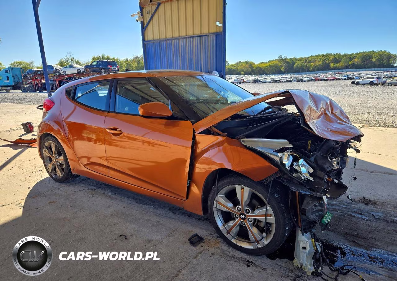 2016 Hyundai Veloster Base VIN:KMHTC6AD6GU289313 - 4