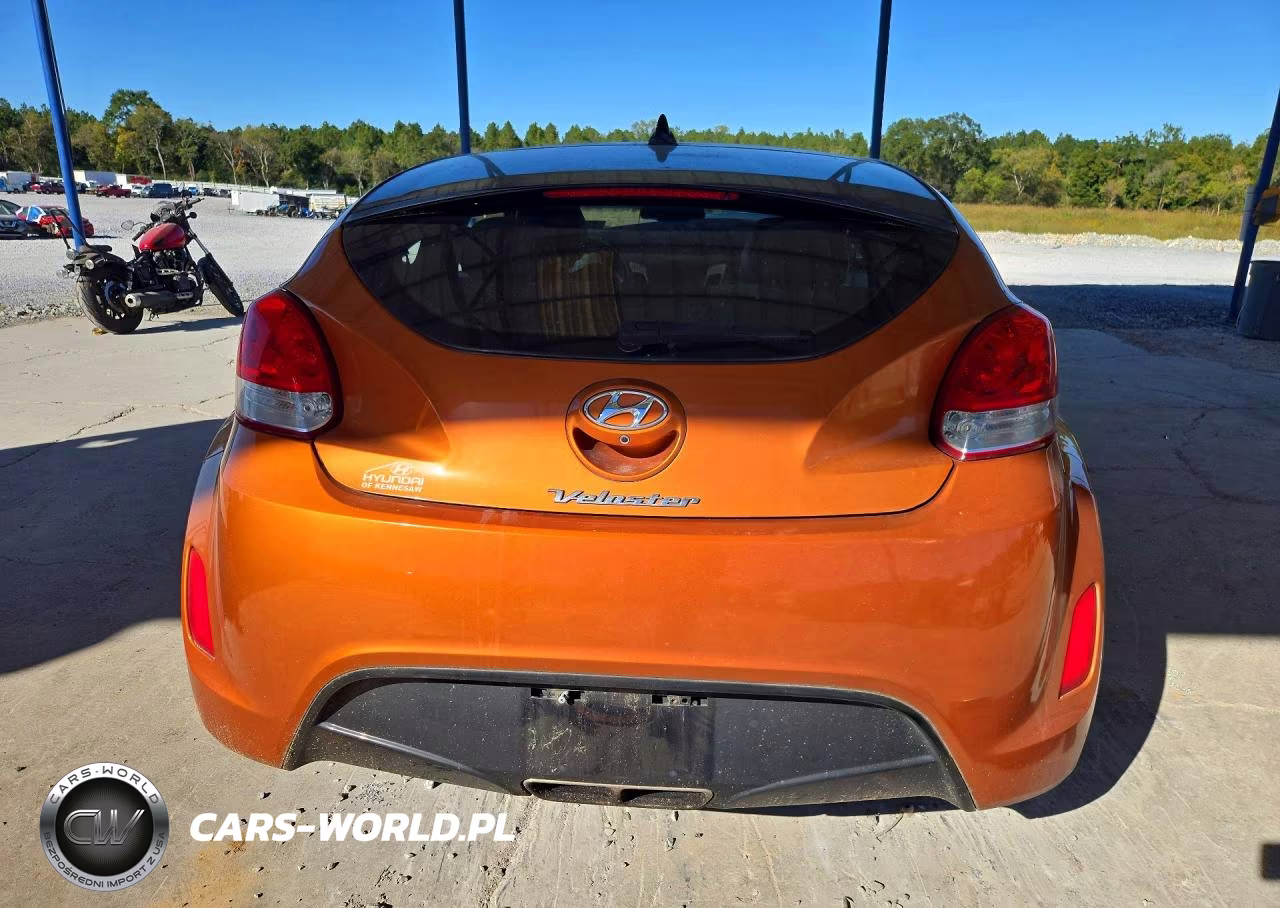 2016 Hyundai Veloster Base VIN:KMHTC6AD6GU289313 - 6