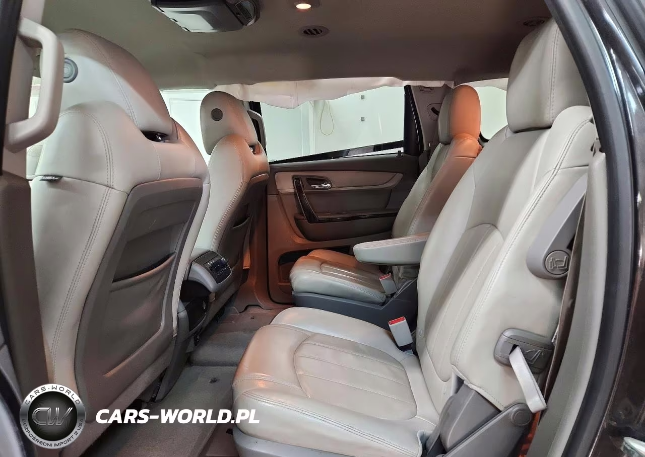 2017 Chevrolet Traverse Premier VIN:1GNKVJKD6HJ175804 - 11