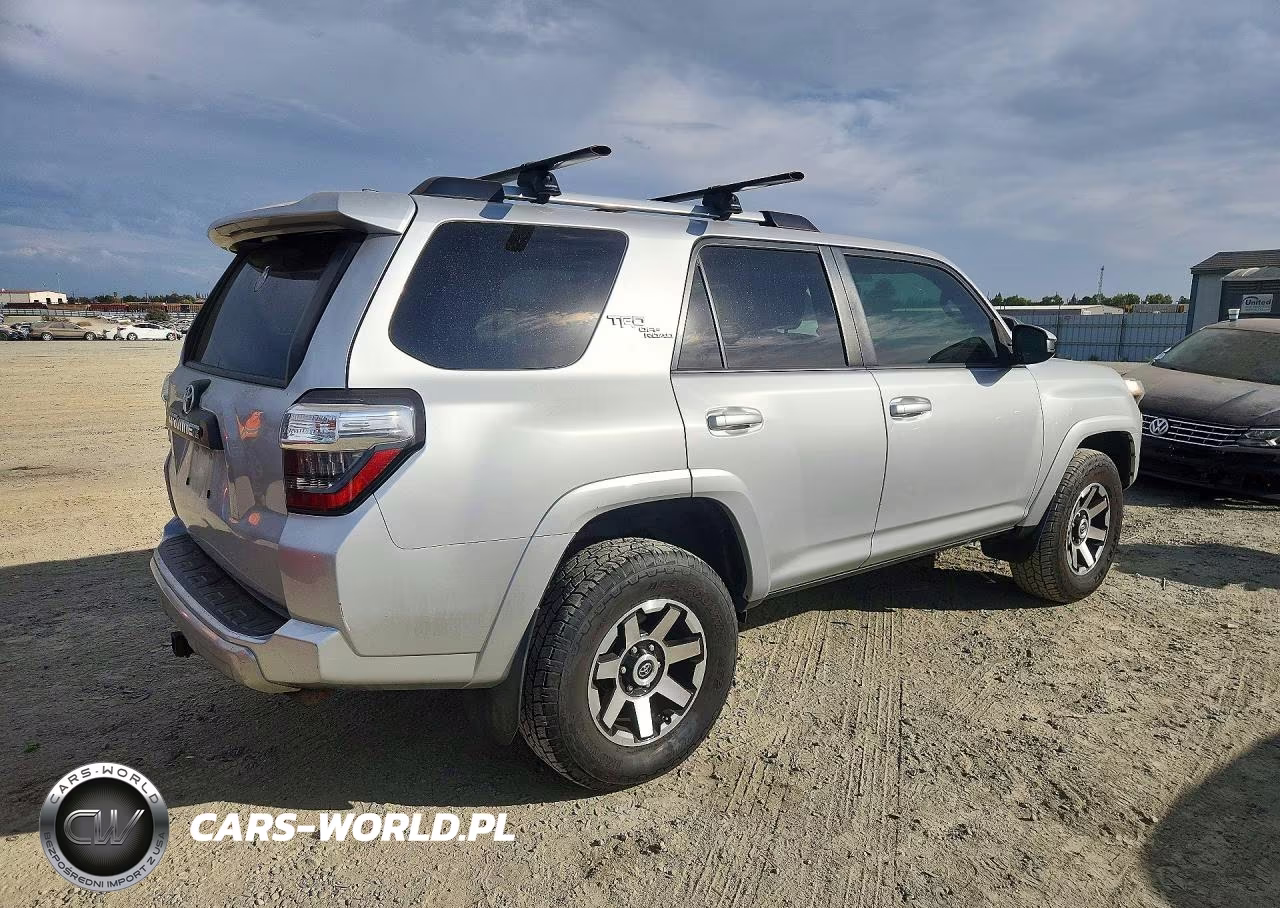 2017 Toyota 4Runner Trd Off-Road VIN:JTEBU5JR7H5430142 - 3