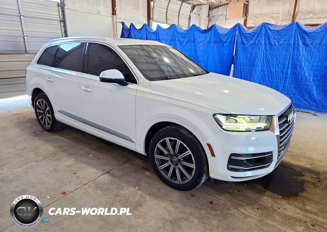 2018 Audi Q7 Prestige VIN:WA1VAAF79JD011001 - 4