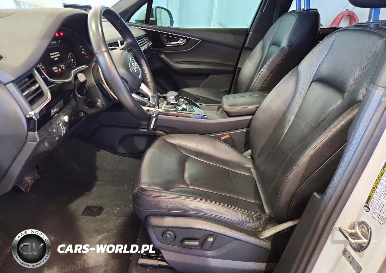 2018 Audi Q7 Prestige VIN:WA1VAAF79JD011001 - 7