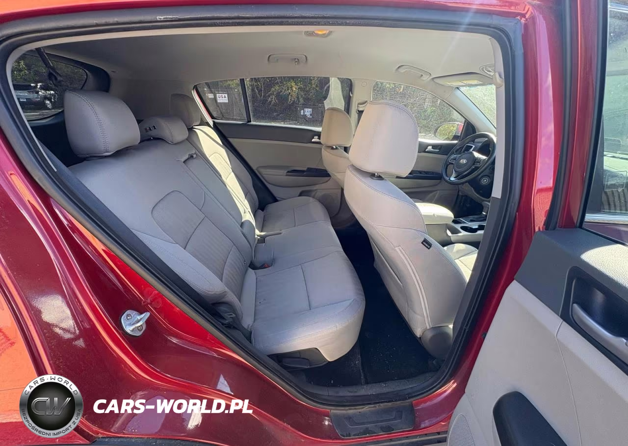 2019 Kia Sportage Lx VIN:KNDPMCAC2K7580844 - 6