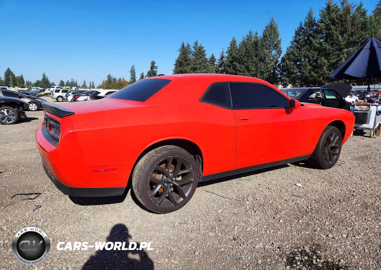 2021 Dodge Challenger Sxt VIN:2C3CDZAG7MH596621 - 3
