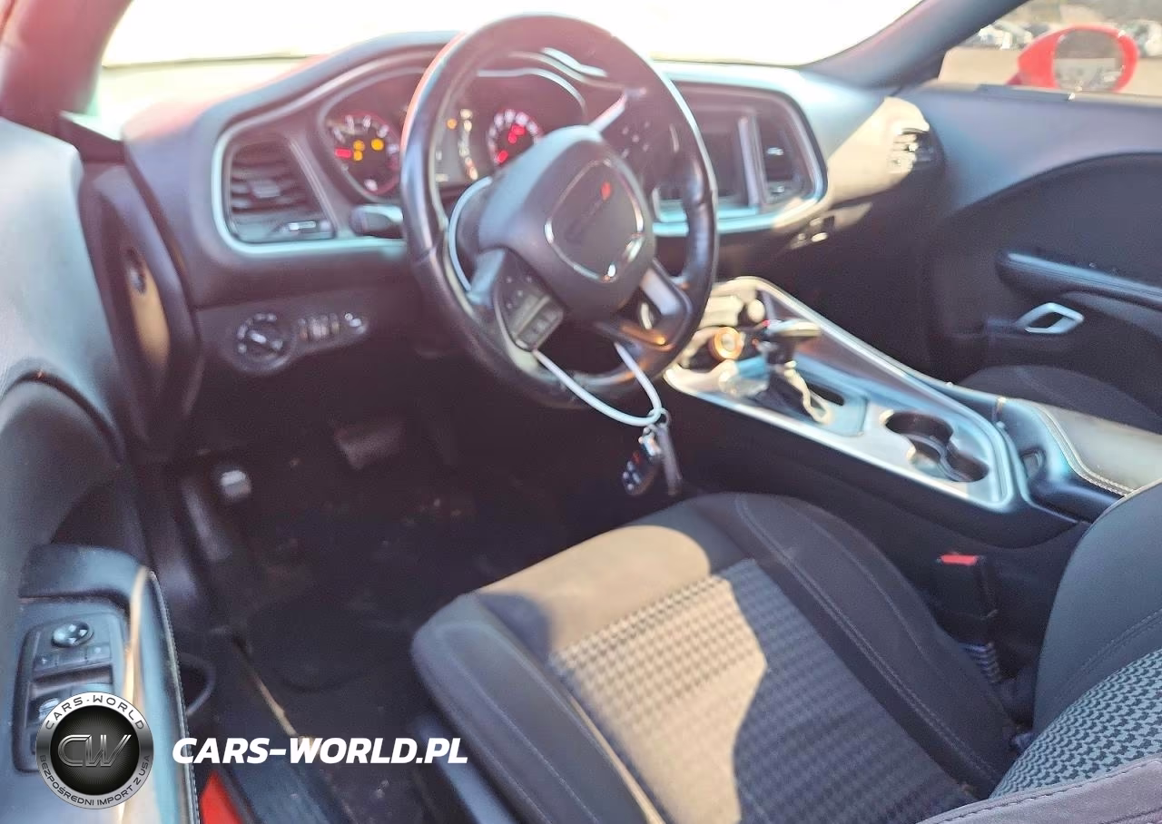 2021 Dodge Challenger Sxt VIN:2C3CDZAG7MH596621 - 8
