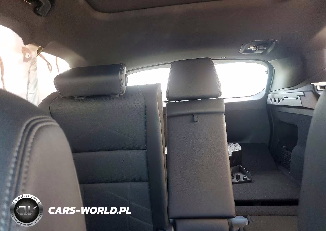 2023 BMW X1 xDrive28I VIN:WBX73EF01P5W37022 - 10