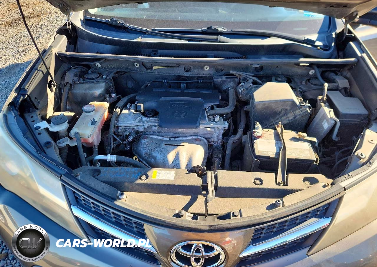 2015 Toyota Rav4 Le VIN:JTMBFREV1FD167632 - 12