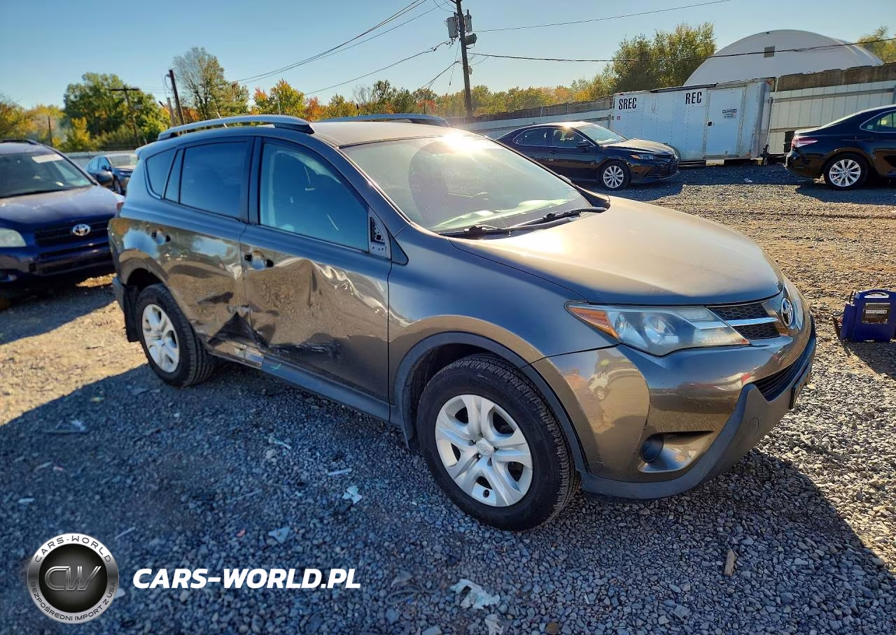 2015 Toyota Rav4 Le VIN:JTMBFREV1FD167632 - 4