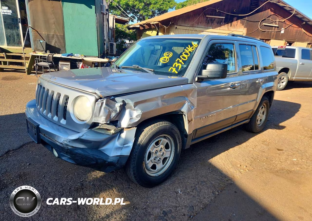 2014 Jeep Patriot Sport VIN:1C4NJPBB9ED843415 - 1