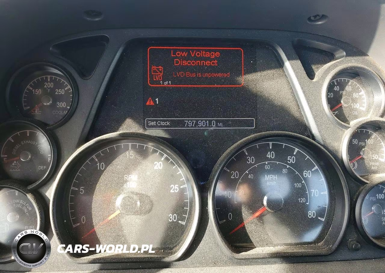 2018 Peterbilt 579 VIN:1XPBA48X5JD477322 - 8