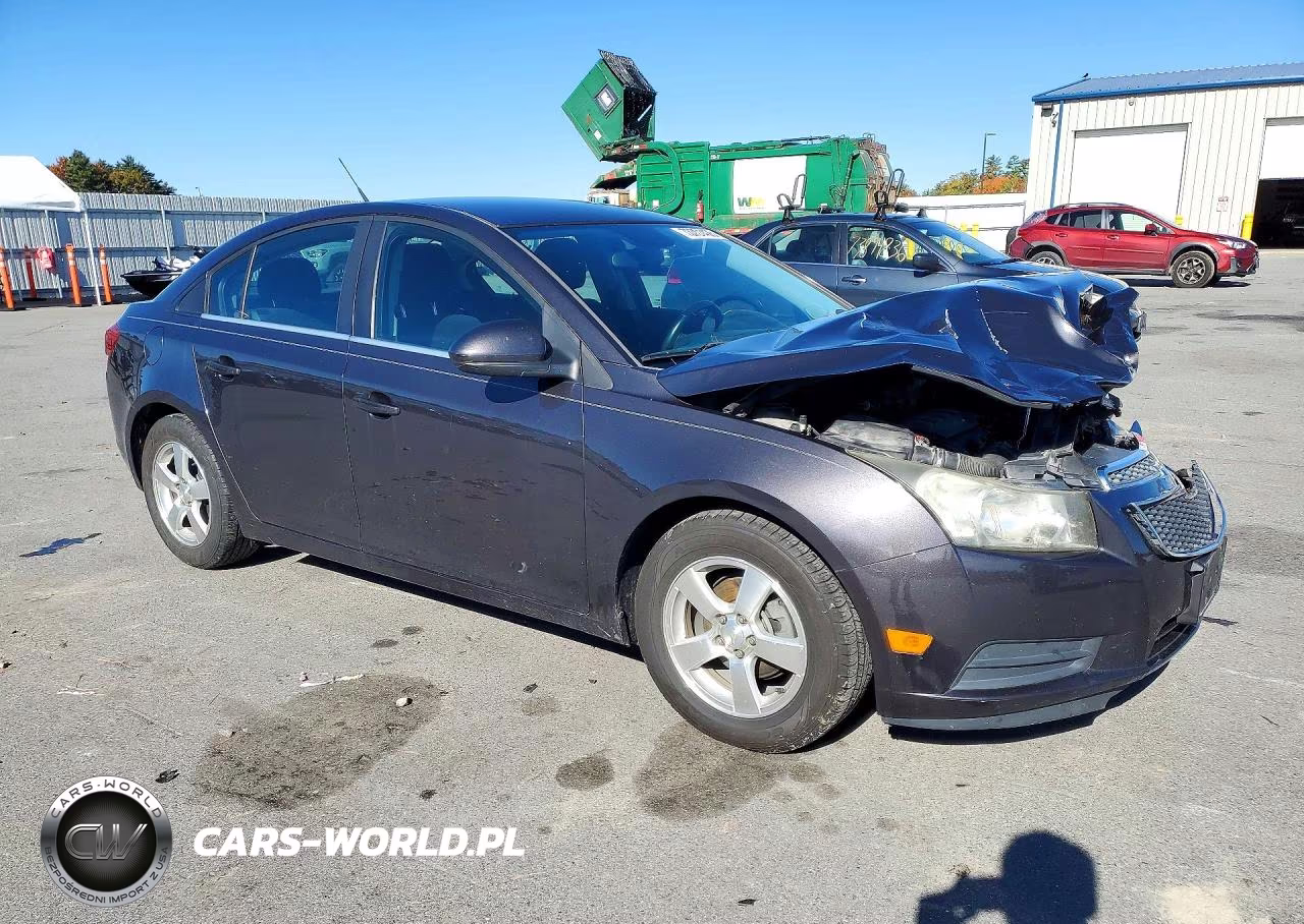2014 Chevrolet Cruze Lt VIN:1G1PC5SB2E7203335 - 4