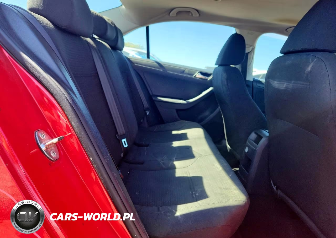 2015 Volkswagen Jetta Base VIN:3VW2K7AJ8FM298478 - 10