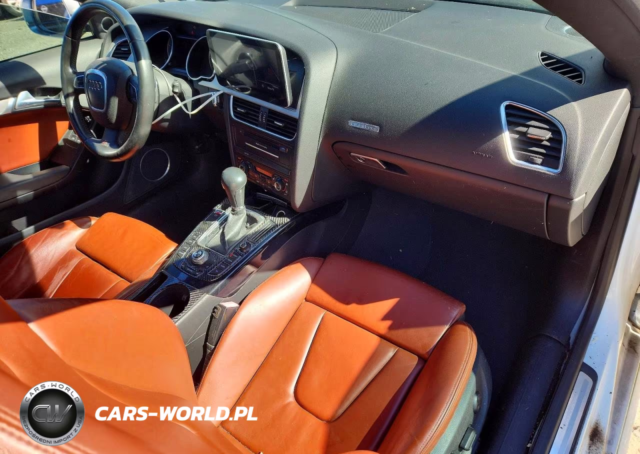 2010 Audi S5 Premium Plus VIN:WAUCVAFR6AA035807 - 8