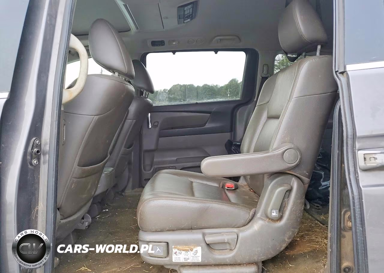 2014 Honda Odyssey Touring VIN:5FNRL5H95EB089765 - 11