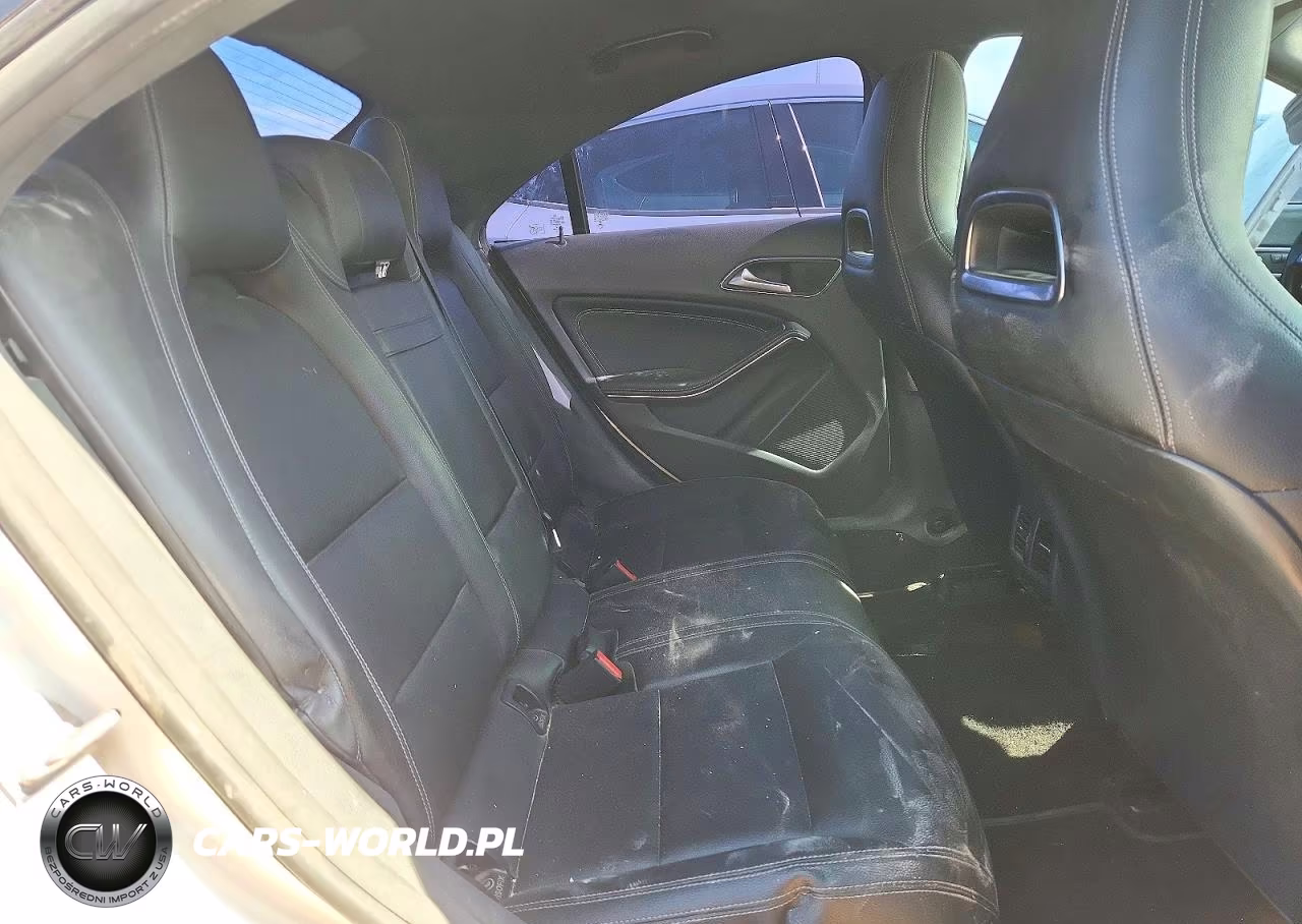 2019 Mercedes-Benz Cla 250 VIN:WDDSJ4EB1KN705909 - 10