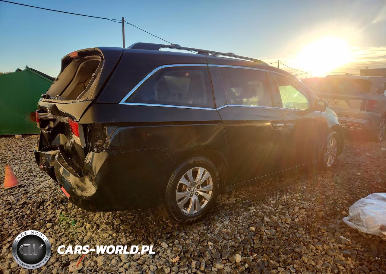 2015 Honda Odyssey Ex VIN:5FNRL5H48FB105317 - 3