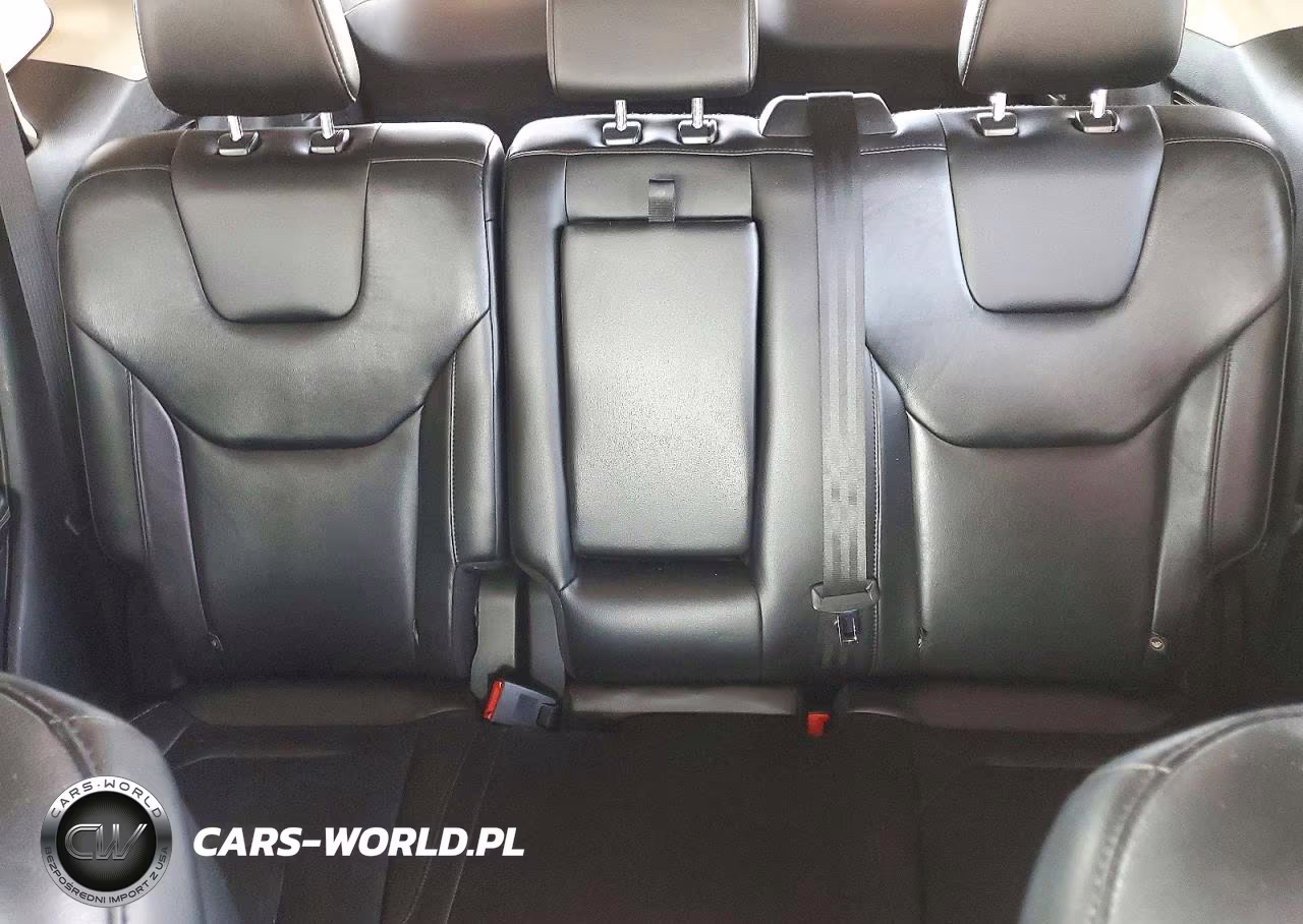 2019 Ford Edge Titanium VIN:2FMPK4K96KBC71377 - 10