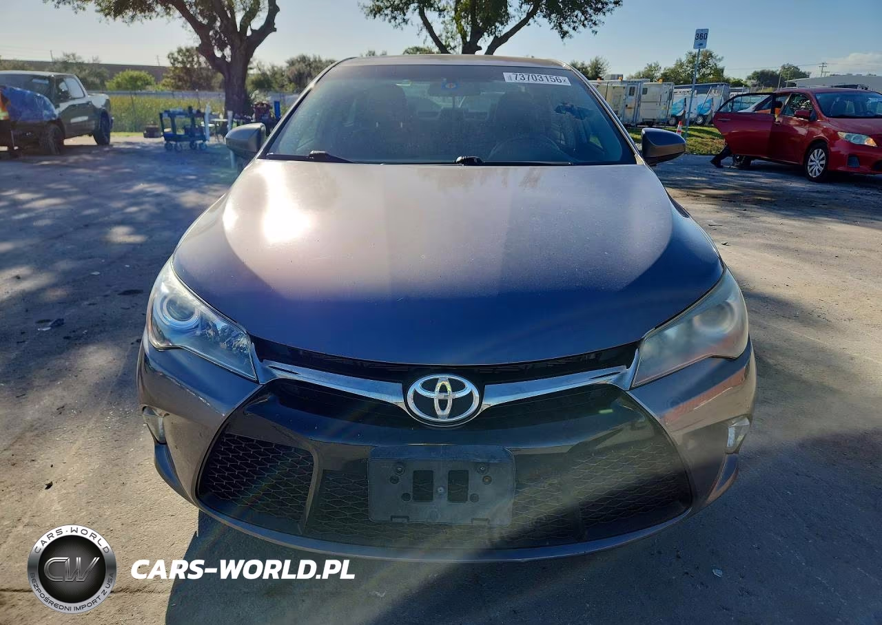 2017 Toyota Camry Se VIN:4T1BF1FK7HU757922 - 5