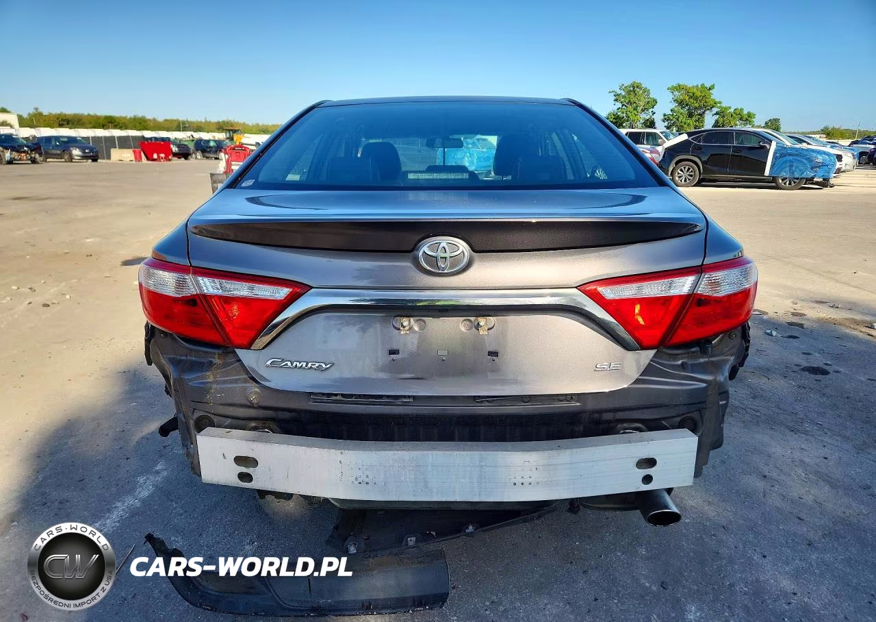 2017 Toyota Camry Se VIN:4T1BF1FK7HU757922 - 6