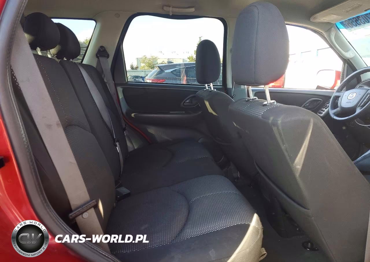2005 Mazda Tribute S VIN:4F2YZ04185KM23223 - 10