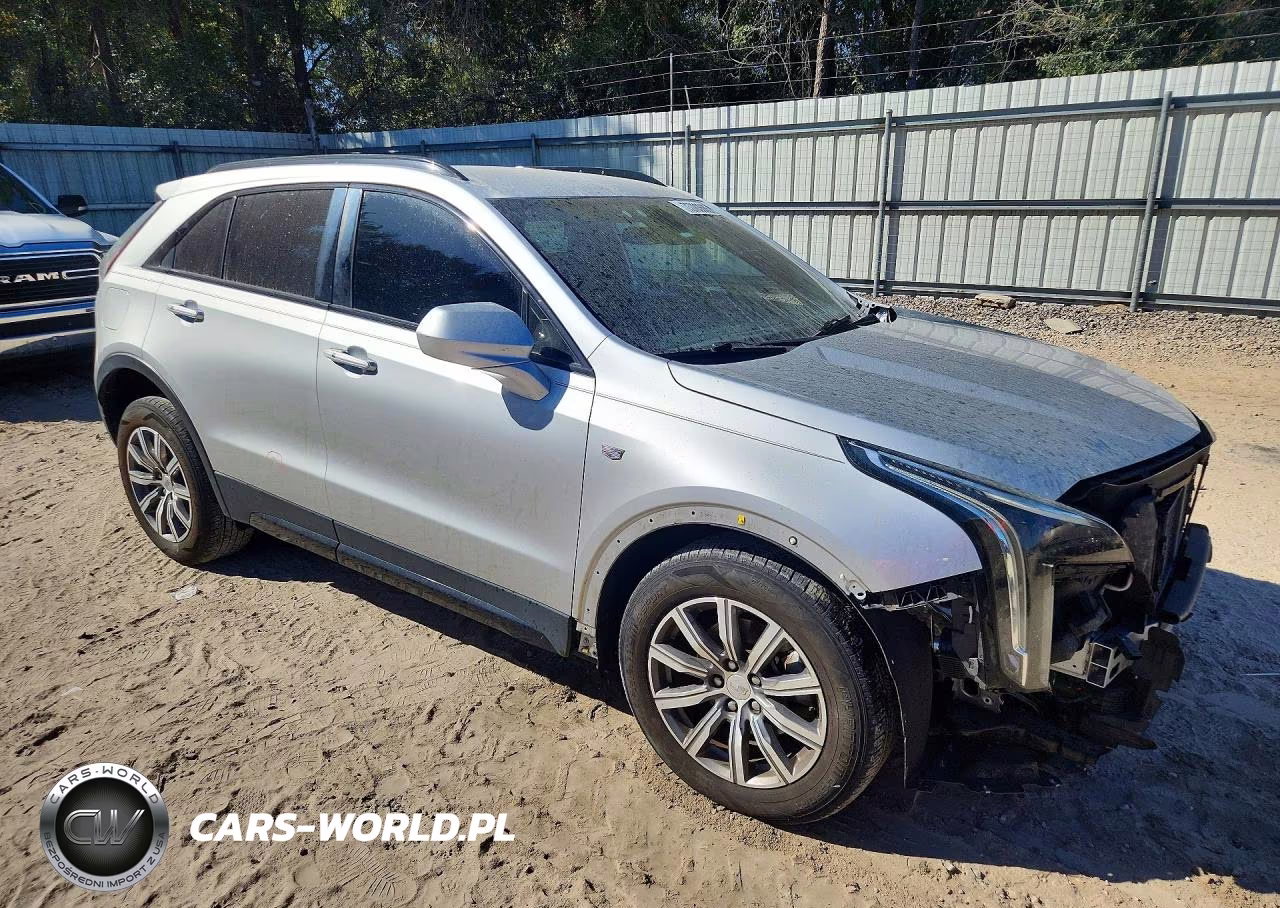 2019 Cadillac Xt4 Sport VIN:1GYFZER48KF229460 - 4