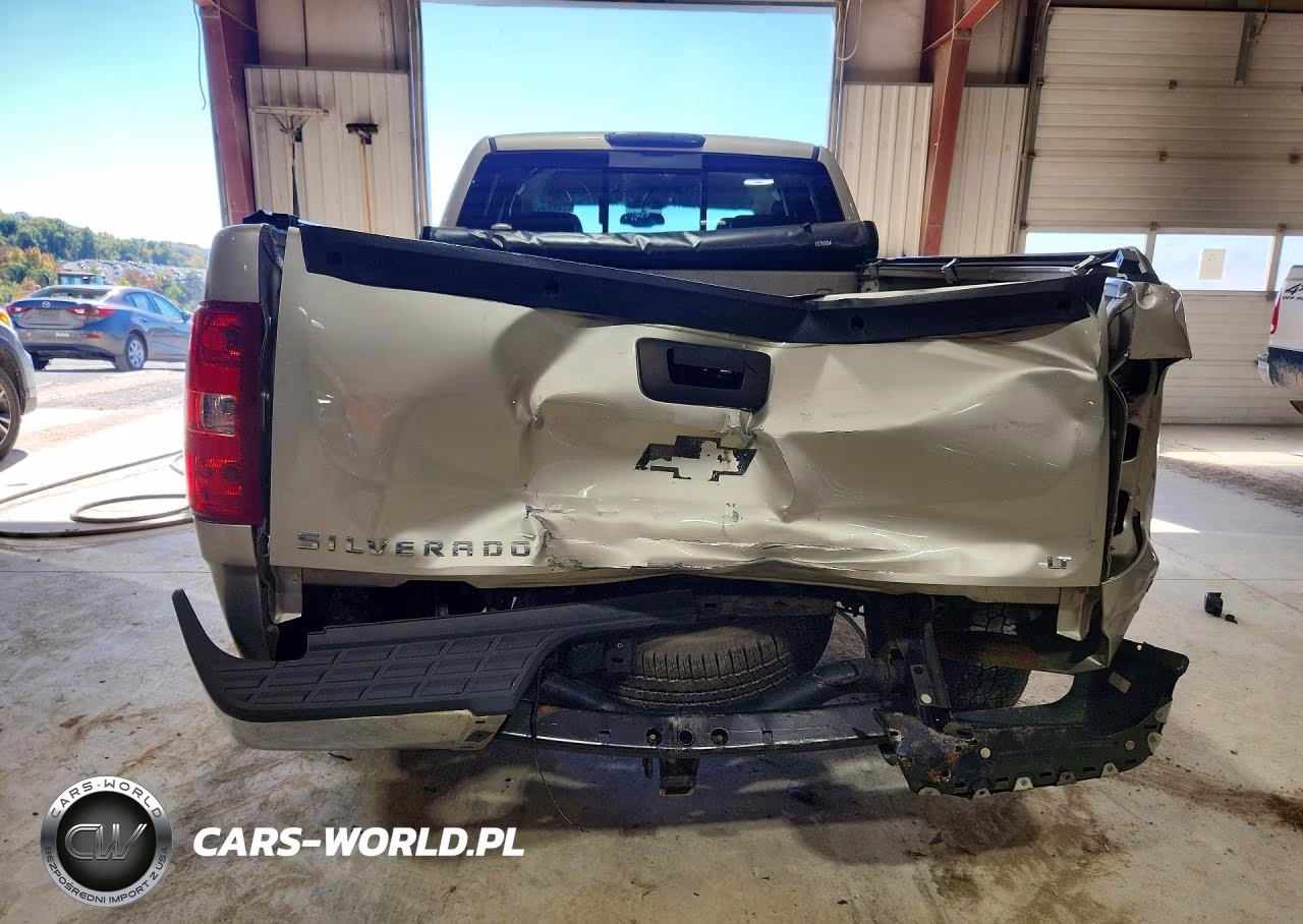 2008 Chevrolet Silverado K1500 VIN:2GCEK19J581323235 - 6