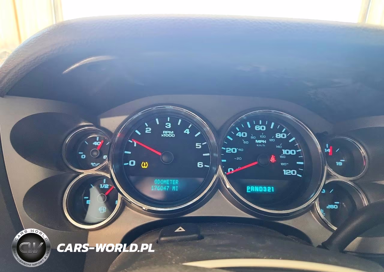 2008 Chevrolet Silverado K1500 VIN:2GCEK19J581323235 - 9