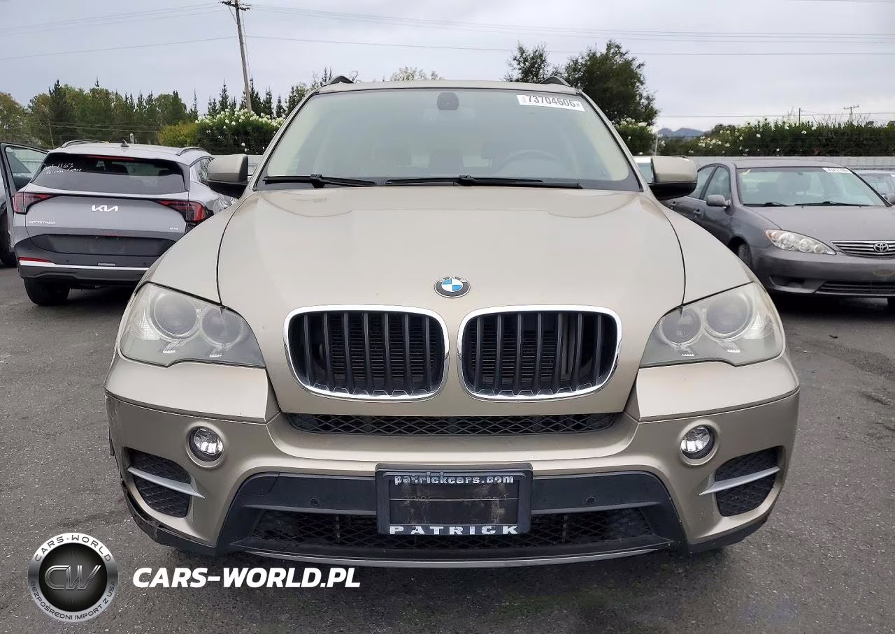 2012 BMW X5 xDrive35I VIN:5UXZV4C5XCL754130 - 5