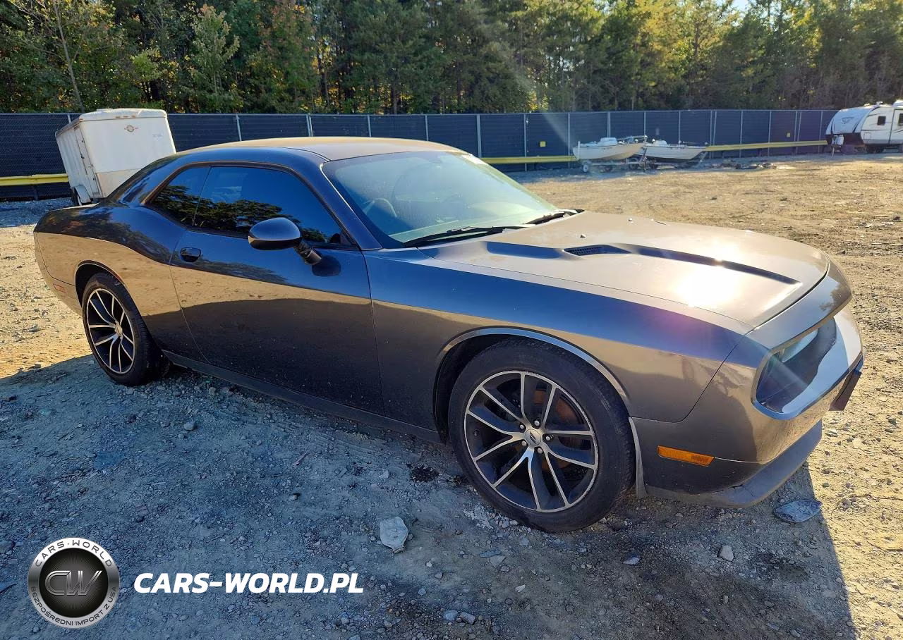 2013 Dodge Challenger Sxt VIN:2C3CDYAG4DH660169 - 4