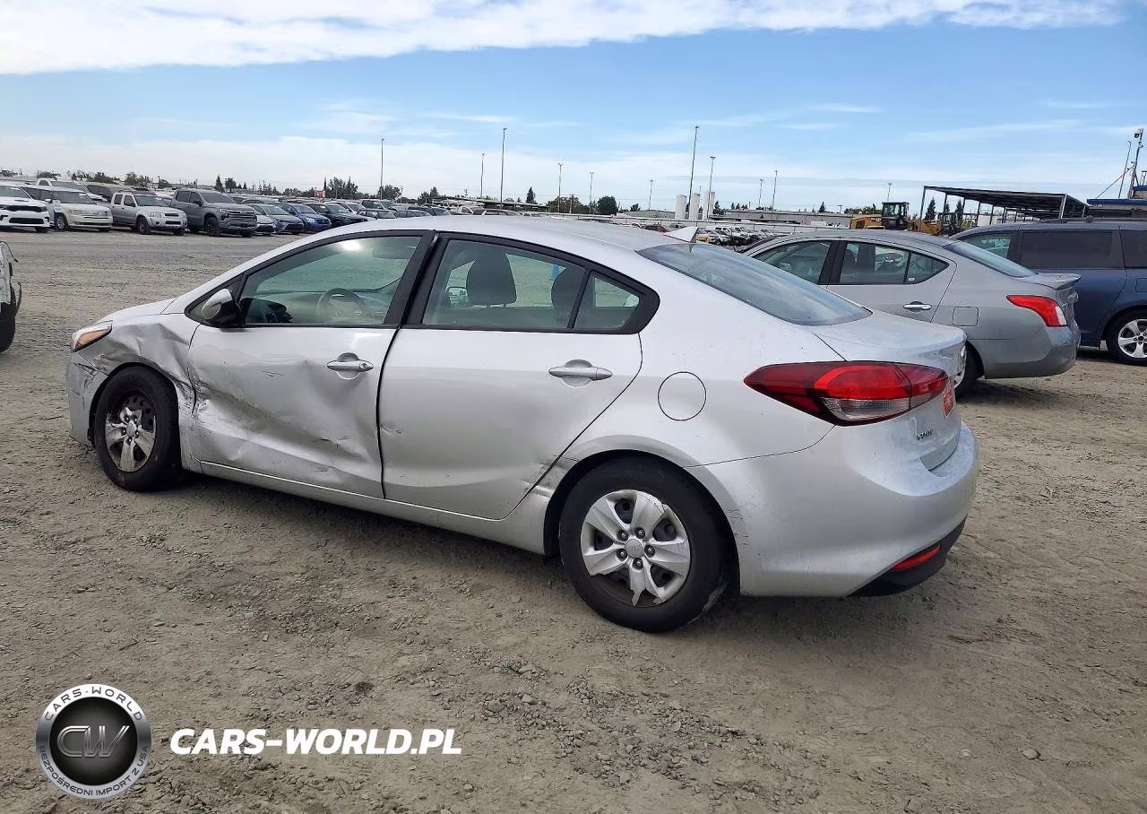 2018 Kia Forte Lx VIN:3KPFK4A73JE214772 - 2