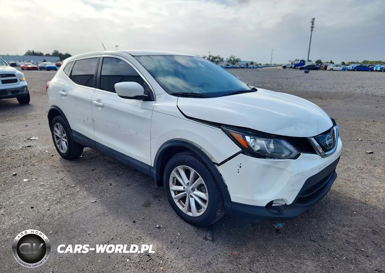 2018 Nissan Rogue Sport S VIN:JN1BJ1CP3JW188826 - 4