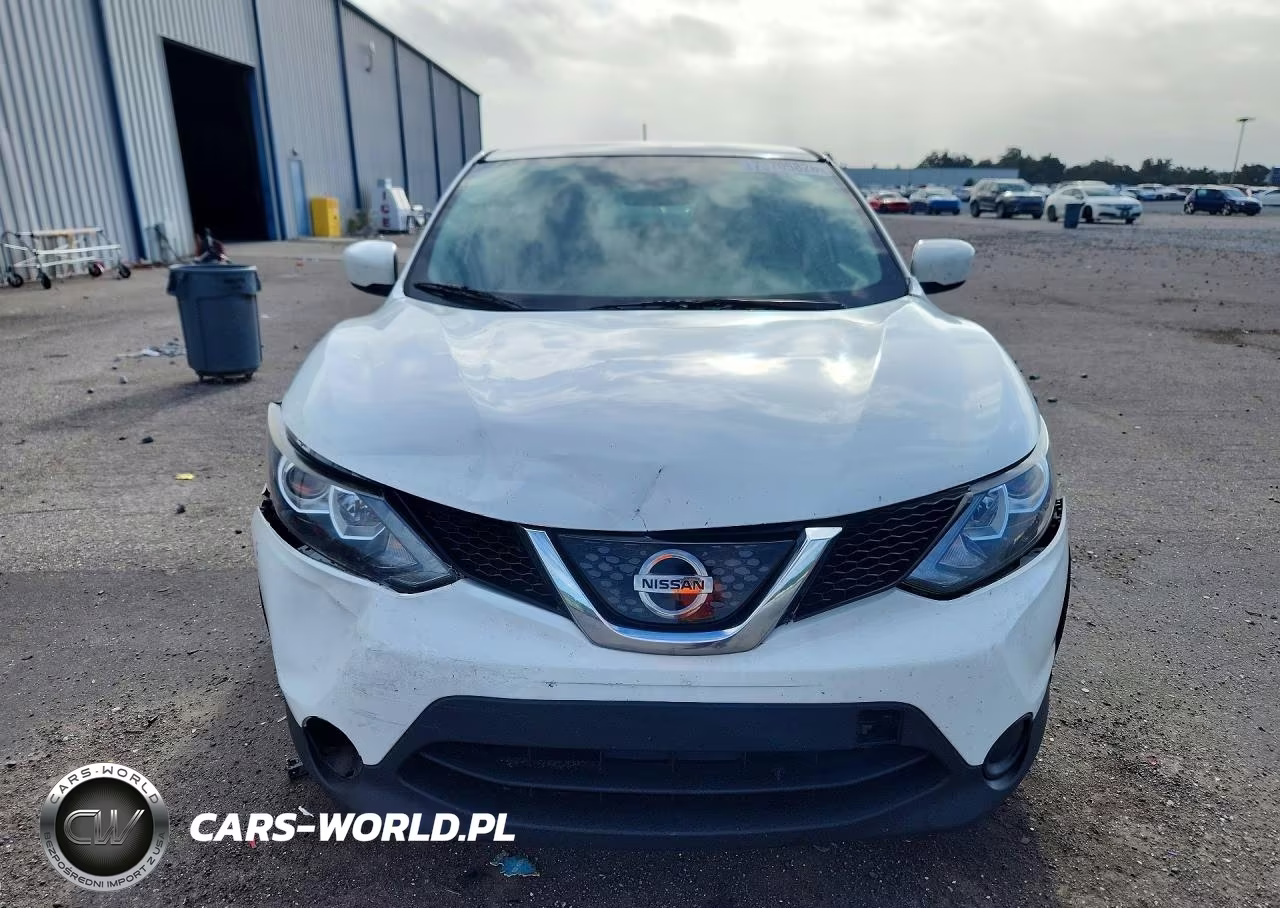 2018 Nissan Rogue Sport S VIN:JN1BJ1CP3JW188826 - 5