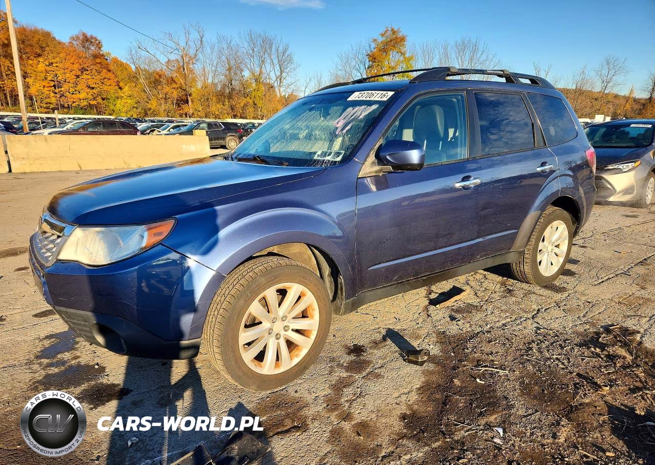 2011 Subaru Forester VIN:JF2SHAEC3BH713975 - 1