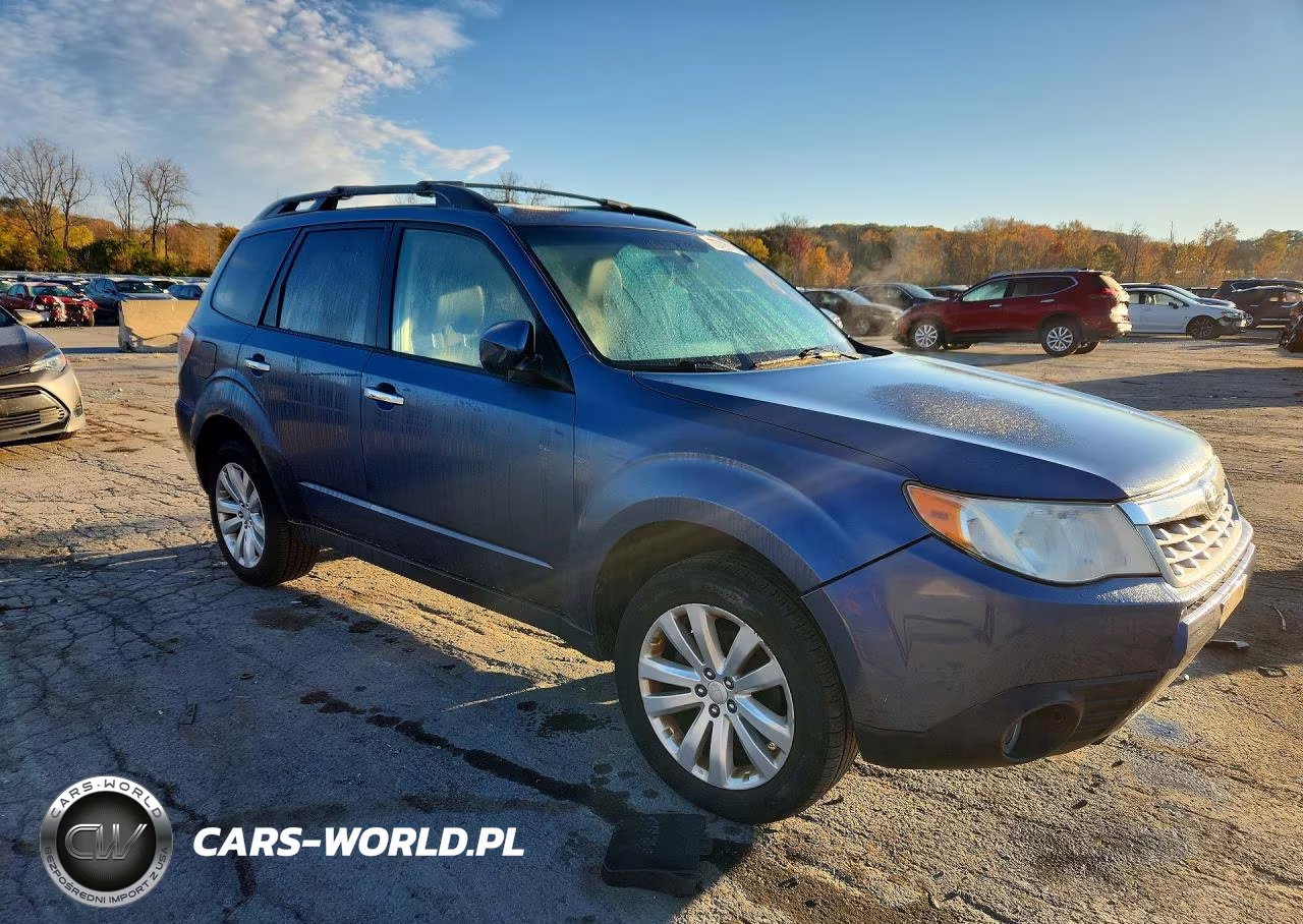 2011 Subaru Forester VIN:JF2SHAEC3BH713975 - 4