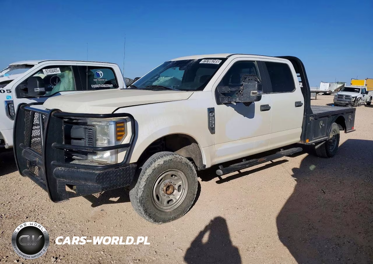 2019 Ford F250 Super Duty Flatbed Truck – zdjęcie 1 z 12