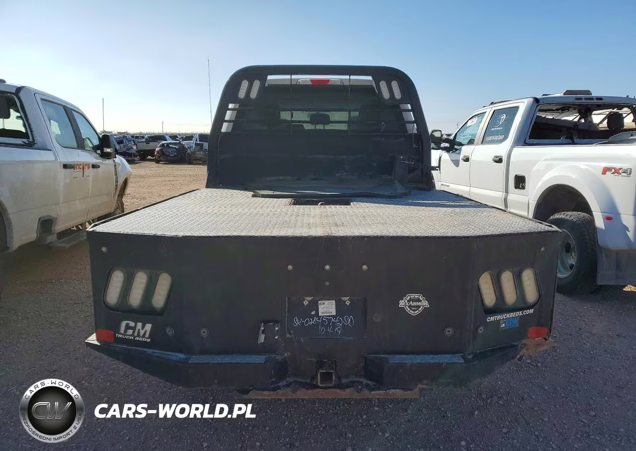 2019 Ford F250 Super Duty Flatbed Truck VIN:1FT7W2B65KEG06622 - 6