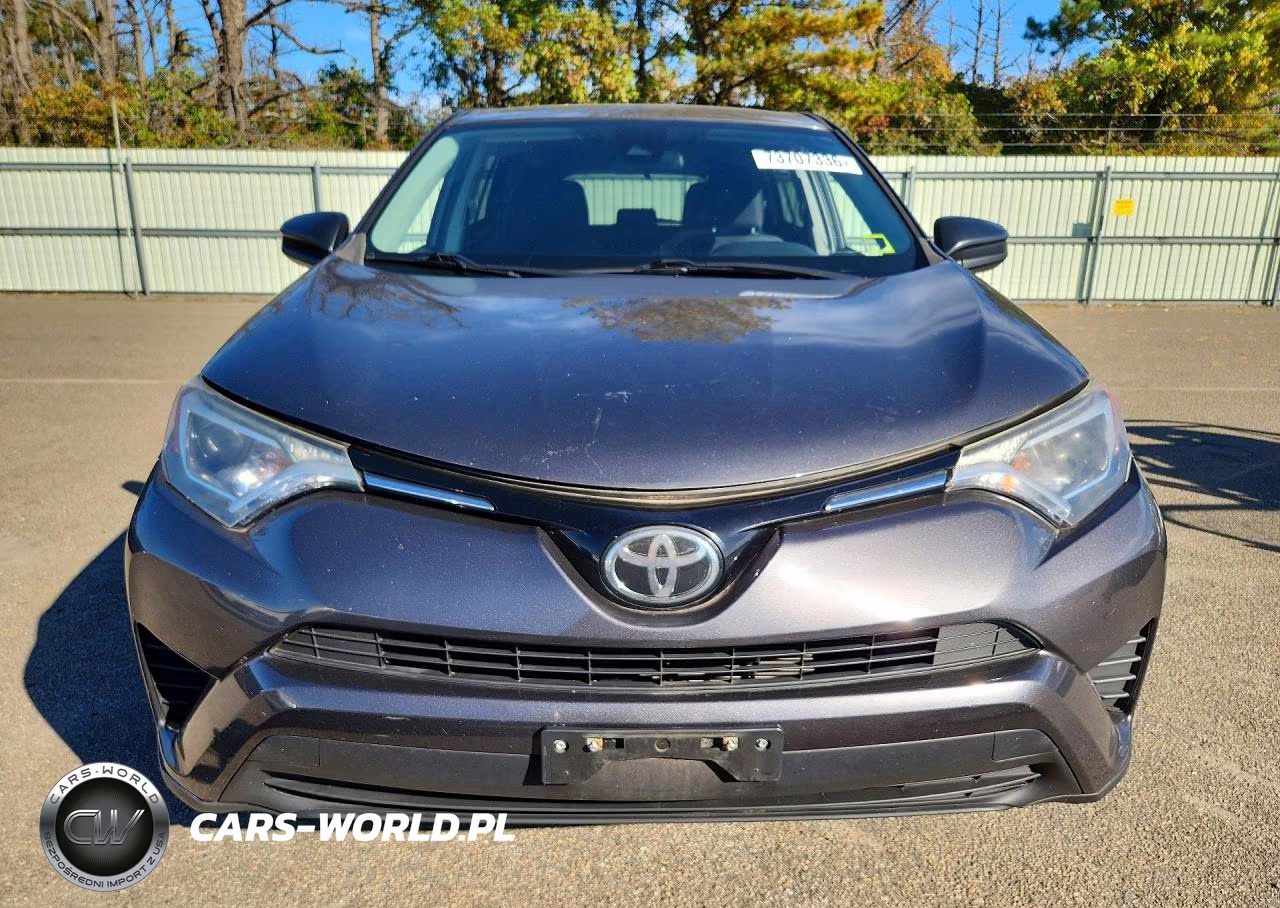 2018 Toyota Rav4 Le VIN:2T3BFREV6JW752461 - 5