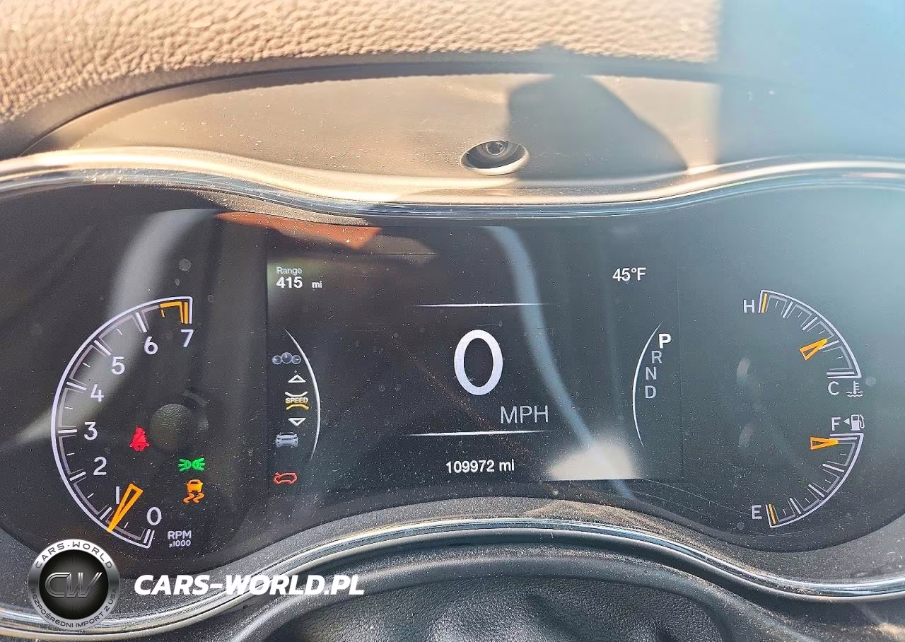 2018 Jeep Grand Cherokee Laredo VIN:1C4RJFAG4JC256807 - 9