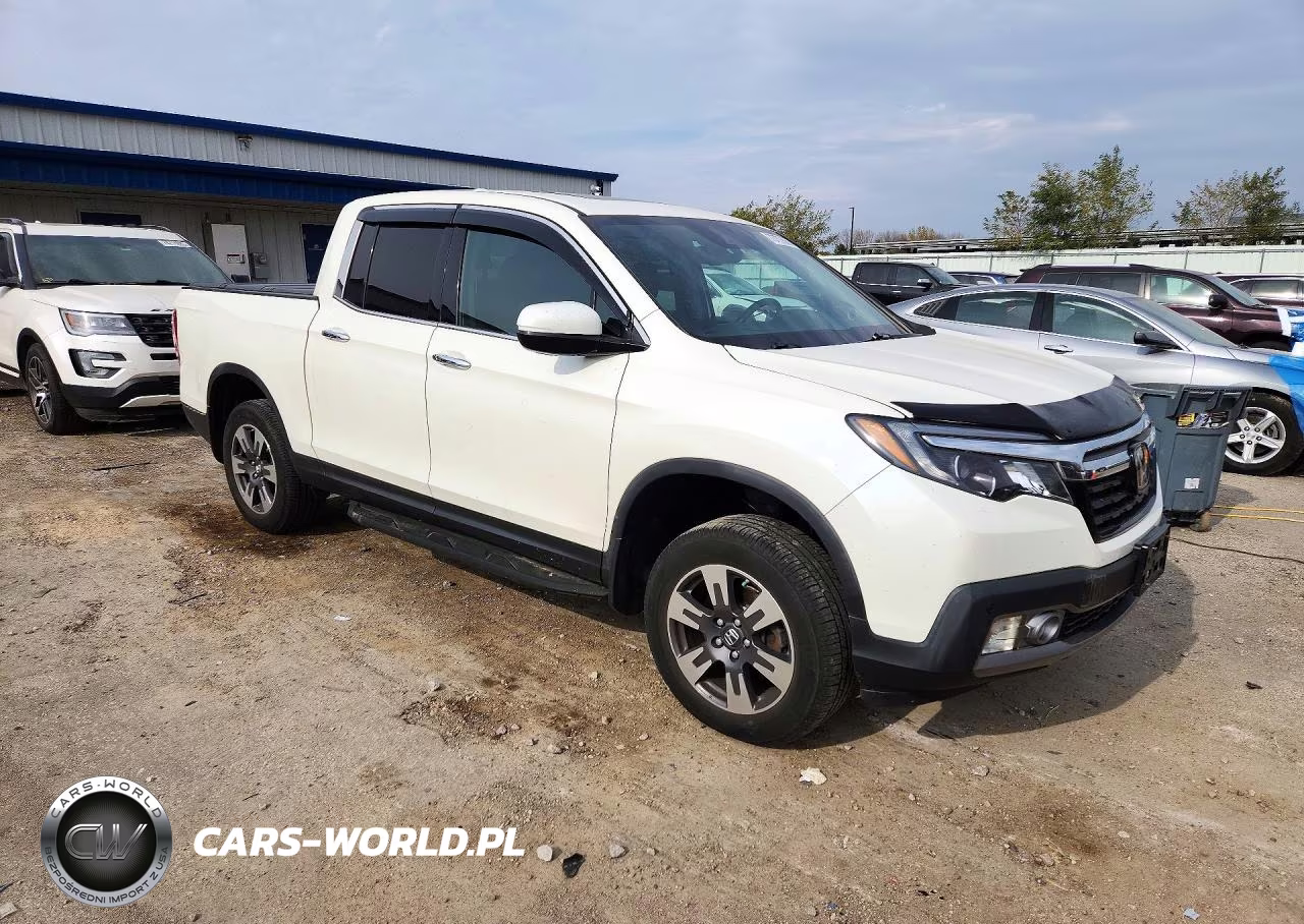 2018 Honda Ridgeline Rtl VIN:5FPYK3F74JB003478 - 4